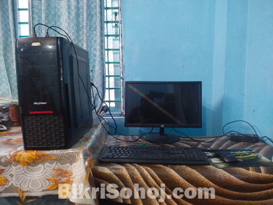 WELL PERFORMING PC,intel core i3 4th gen,12 gb ram,128 ssd